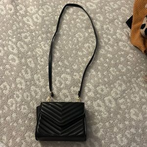 Black cross body bag!